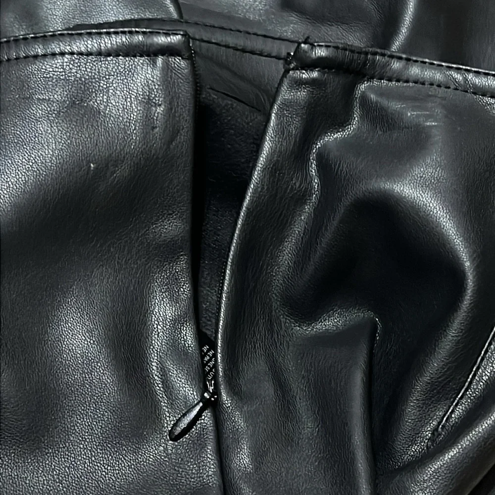 NWT FREE PEOPLE black coated pants Size 27